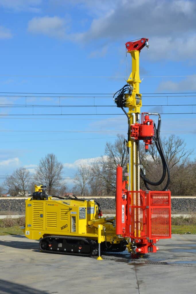 2626_MM3 perforadora Massenza Drilling Rigs
