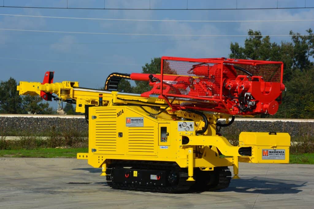 2641_Mi4 perforadora Massenza Drilling rigs
