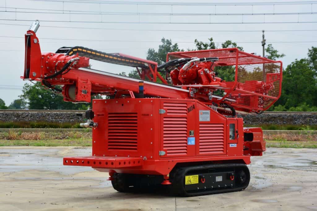 2672_Mi4 perforadora Massenza Drilling rigs