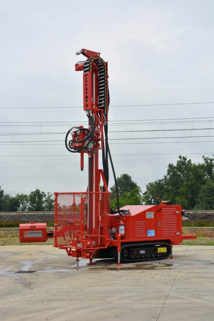 2672_Mi4 perforadora Massenza Drilling rigs