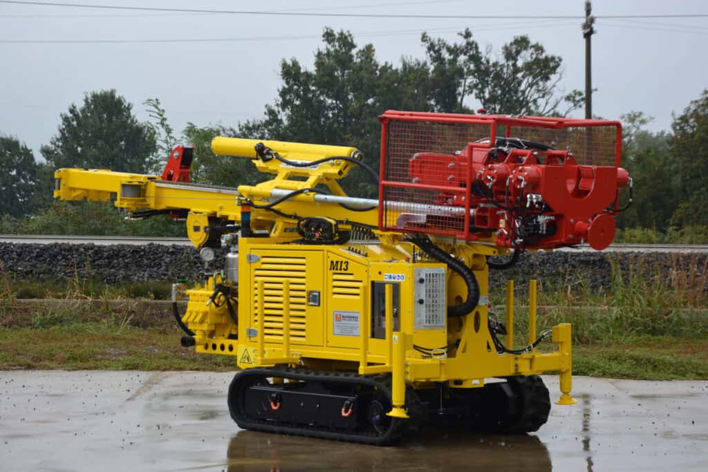 2710_Mi3_perforadora Massenza Drilling rigs