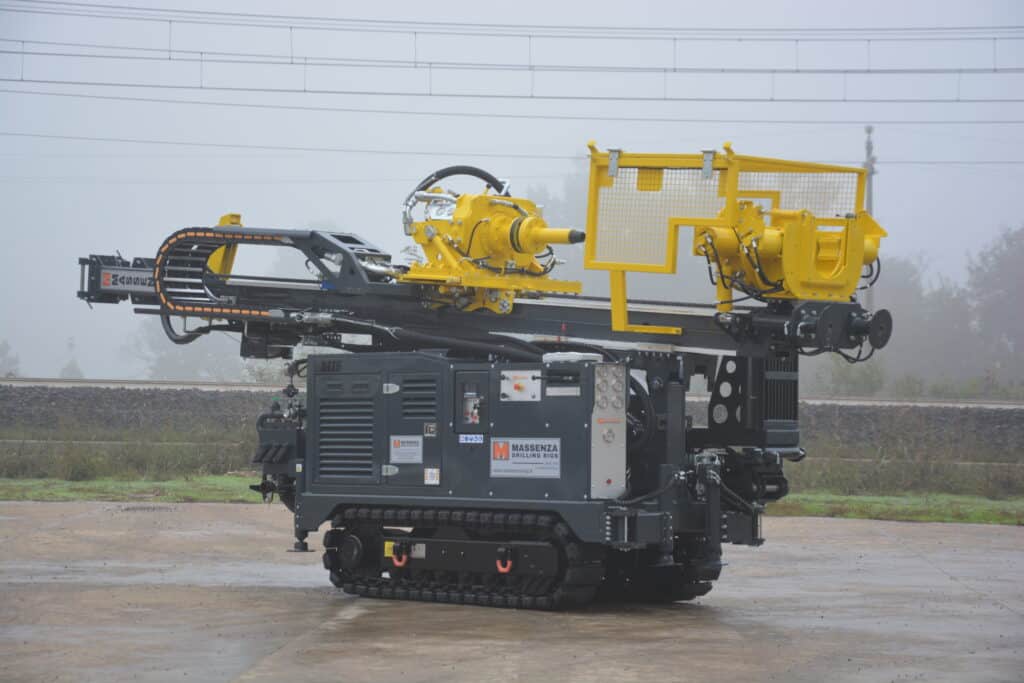 2718 Mi5 perforadora Massenza Drilling rigs
