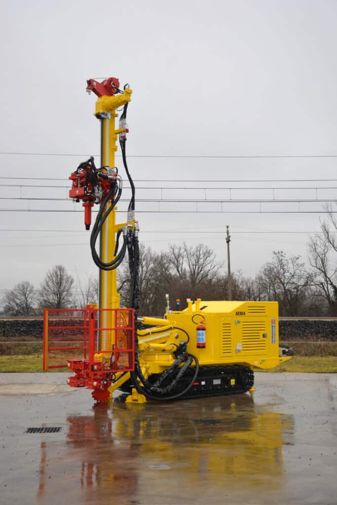2725_MM4 perforadora Massenza Drilling Rigs