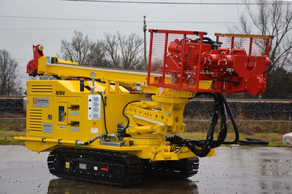 2725_MM4 perforadora Massenza Drilling Rigs