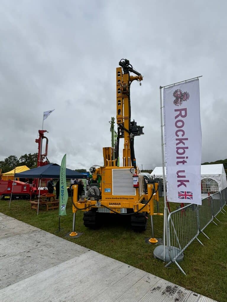 Massenza_Drilling Rigs caseta_Geotechnica Reino Unido_2024